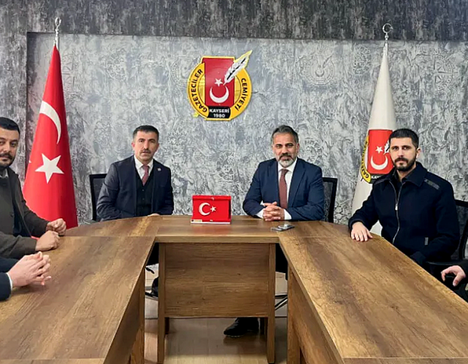 EMNİYET TEŞKİLATI SENDİKASI HEYETİMİZDEN KAYSERİ GAZETECİLER CEMİYETİ BAŞKANI SAYIN METİN KÖSEDAĞ’A ZİYARET