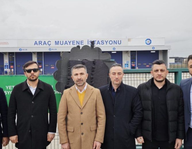 Melih Okan Keskin İçin İvedik TÜVTÜRK Önünde Adaletin ve Vicdanın Yanında Olduk